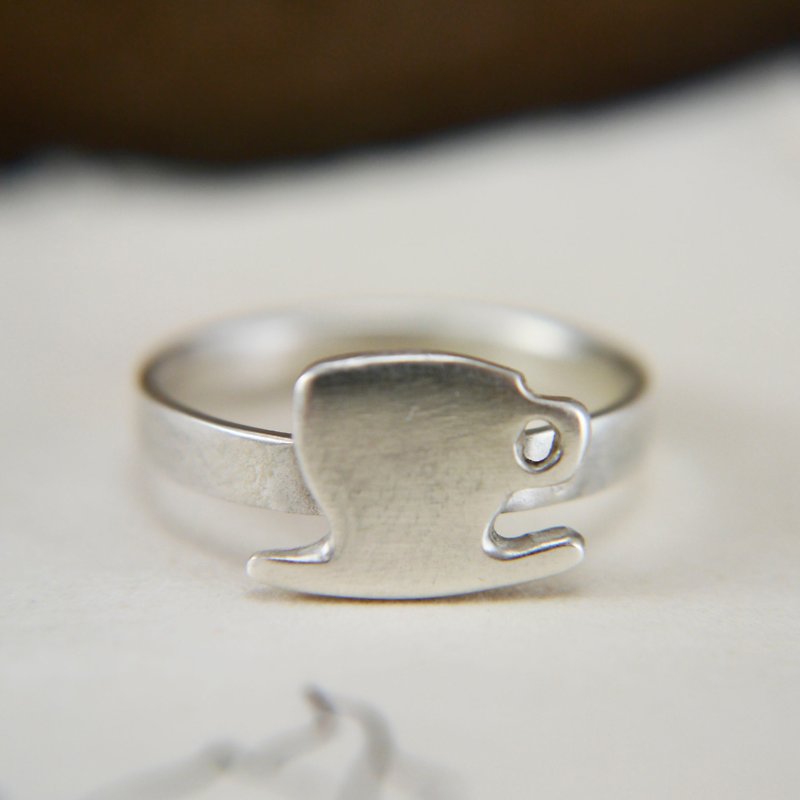 【福利品】咖啡好帮手 -简约咖啡杯- 剪影戒指 手作饰品 国际戒 - 戒指 - 其他金属 银色