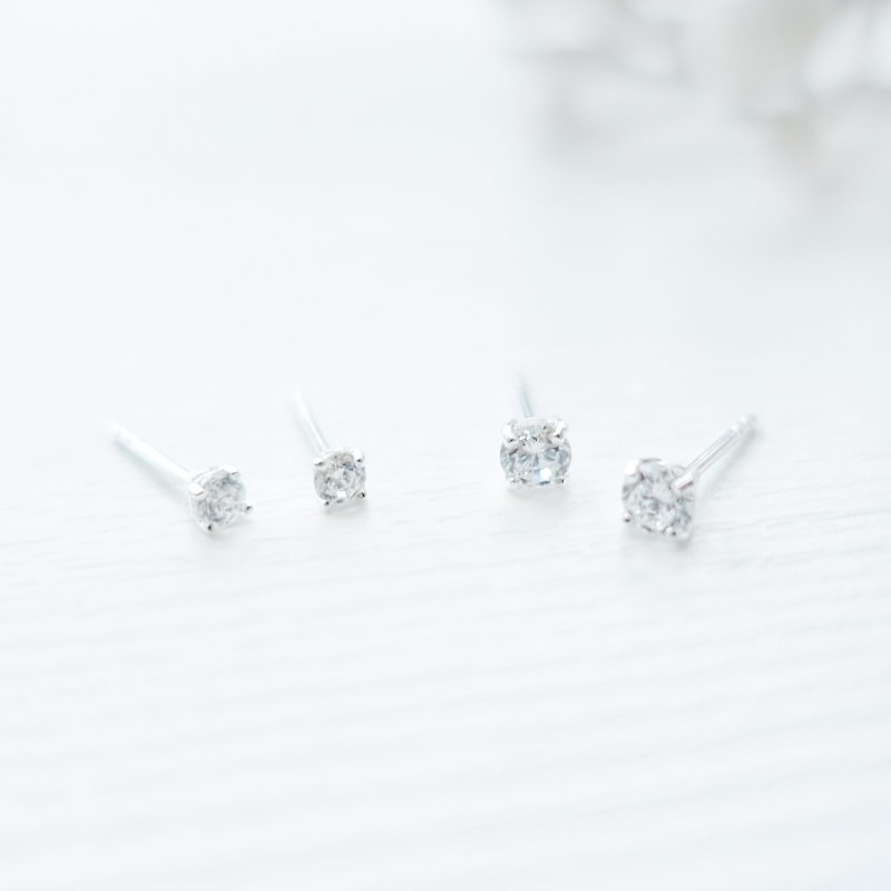SPARKLE闪耀 - 简约迷你锆石纯银耳环耳夹 - 耳环/耳夹 - 其他材质 银色