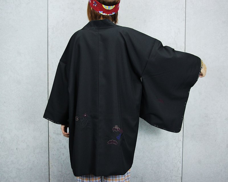 Tsubasa.Y 古着屋 刺绣夜里的孤芳 日本羽织 , Vintage Haori - 女装休闲/机能外套 - 丝．绢 黑色