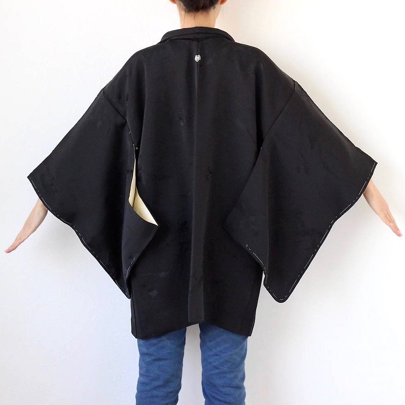 black leaves haori, kimono jacket, black kimono top, traditional Japanese /2888 - 女装休闲/机能外套 - 丝．绢 黑色