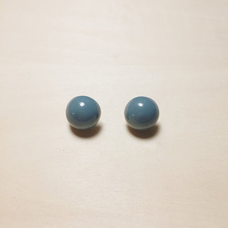 复古蓝绿小丸子耳环 - 耳环/耳夹 - 树脂 蓝色