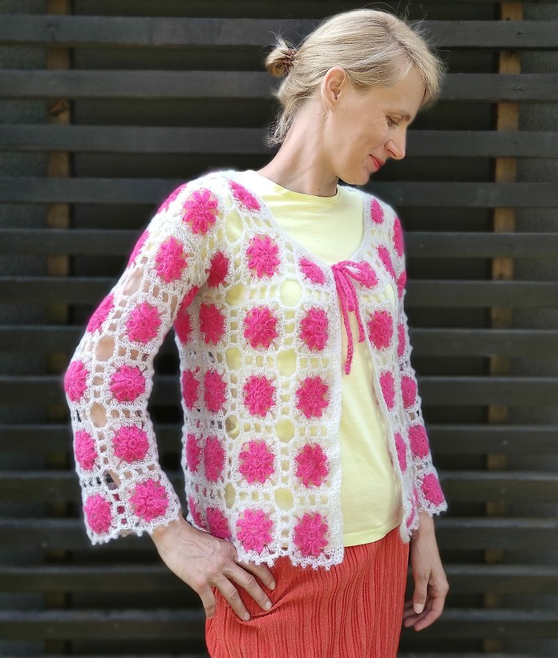 Light handmade cardigan - 女装针织衫/毛衣 - 丝．绢 粉红色