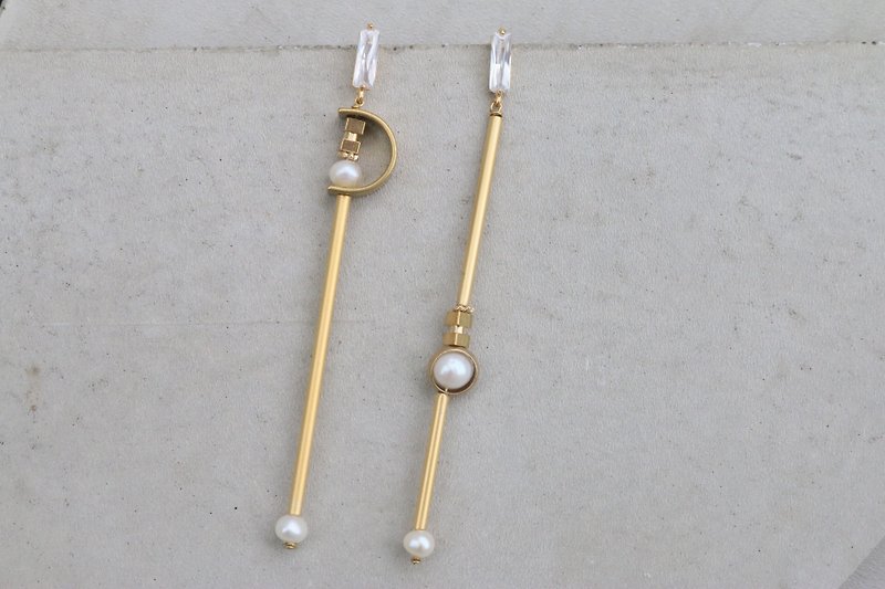珍珠 黄铜 耳环 （1054 长久） - 耳环/耳夹 - 宝石 金色
