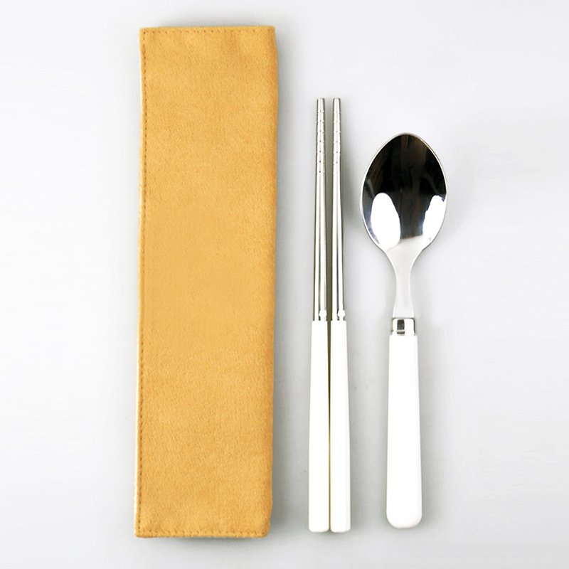 台湾第一筷。驼黄餐具组。小件筷匙组 - 餐刀/叉/匙组合 - 其他金属 橘色