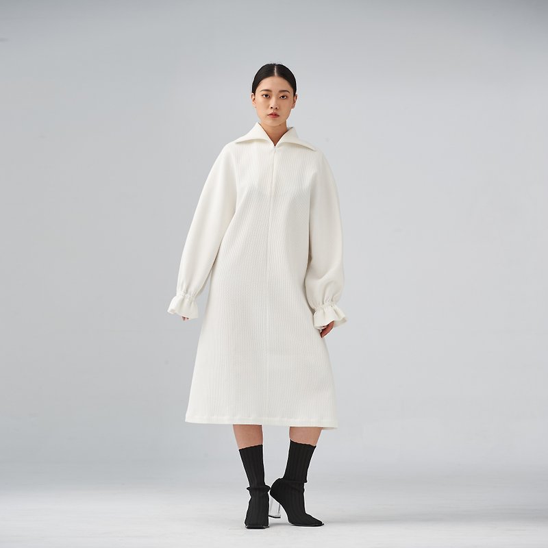 白色造型袖口长洋装 - 洋装/连衣裙 - 羊毛 白色