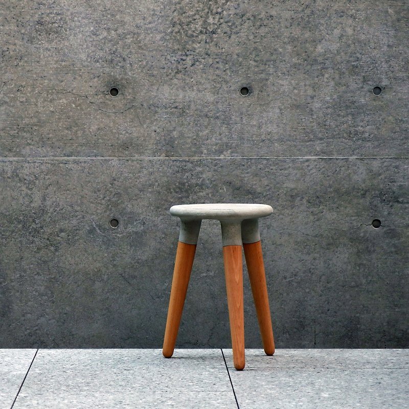 HOMER | 三足凳 Delta Stool 水泥原木 HC16ST - 椅子/沙发 - 水泥 灰色