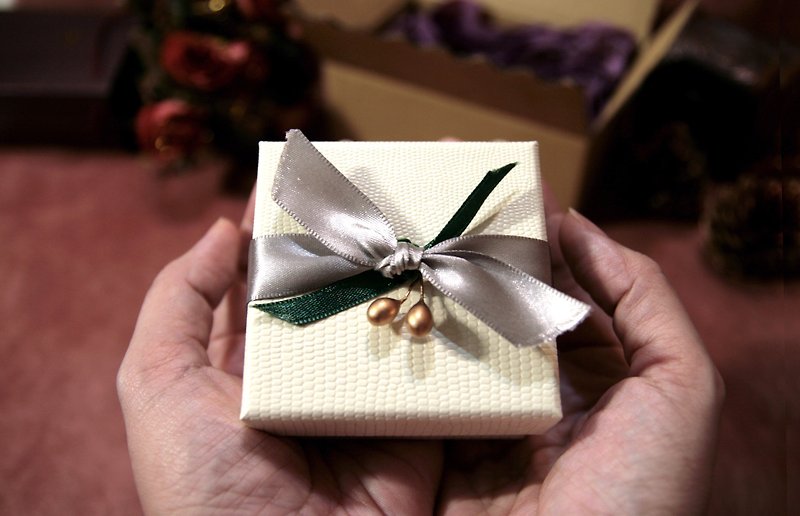 【圣诞礼物+包装】都帮你准备好了 石榴石手链 季节限定 - 手链/手环 - 宝石 红色