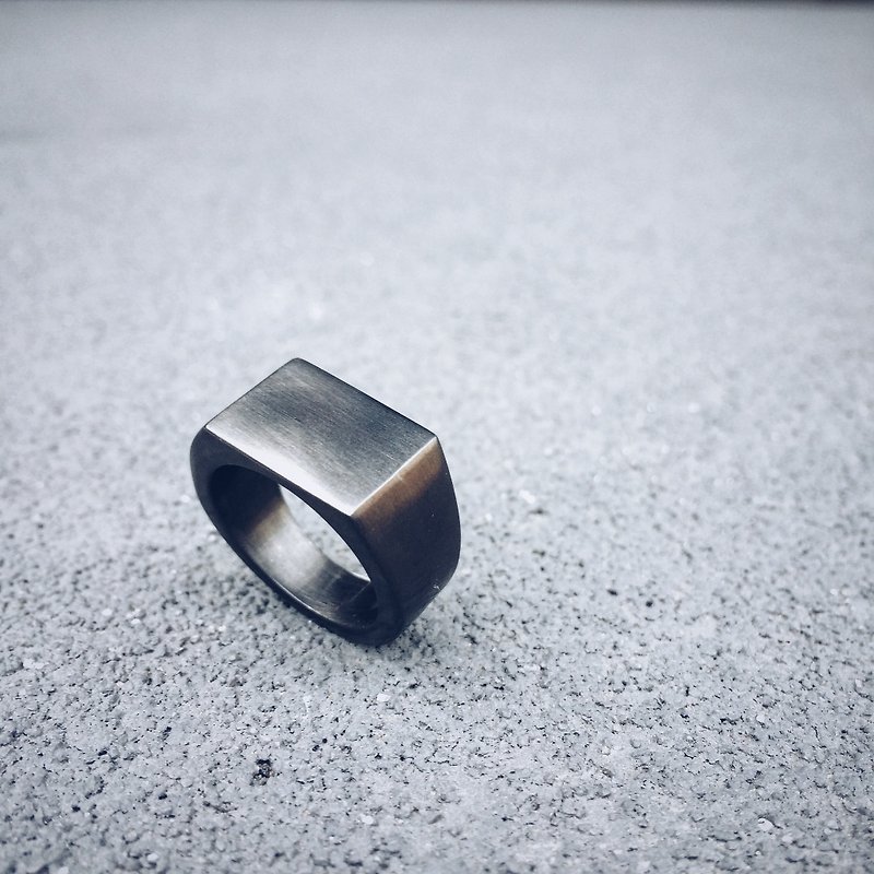 Frankness设计师原创 简约中性黑炭钛钢戒指 - 戒指 - 其他金属 灰色