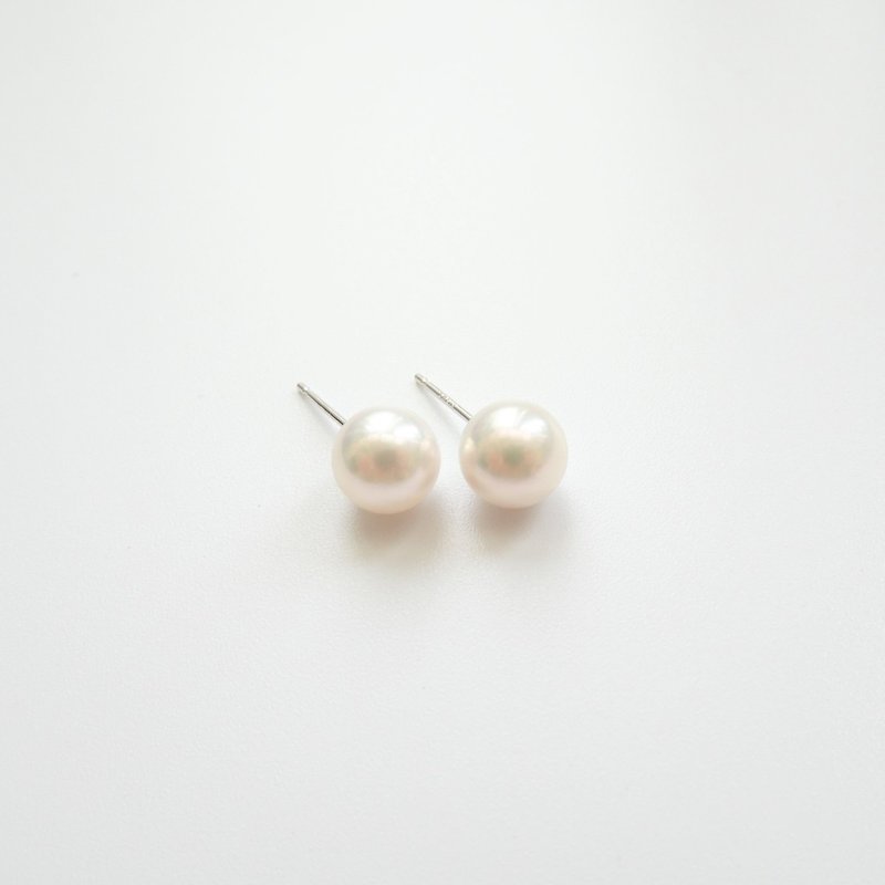 日本 14K 白金 AKOYA 海水珍珠贴耳耳环 7mm - 耳环/耳夹 - 珍珠 白色