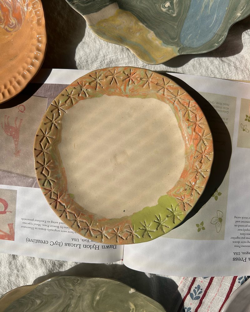 Hand Built Plate | Marbling | Stamp | Ceramic Handmade - 花瓶/陶器 - 陶 橘色