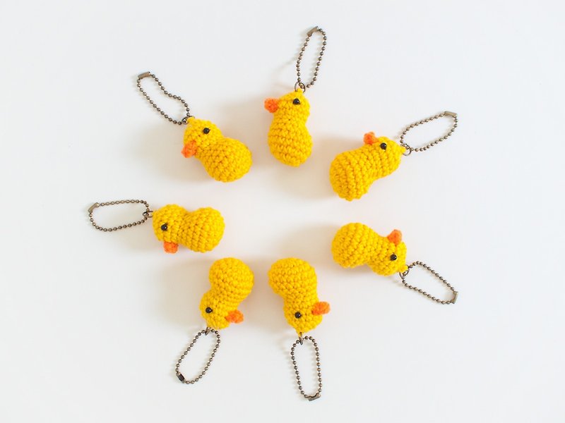 A Duckling Crochet Keychain - 钥匙链/钥匙包 - 棉．麻 黄色