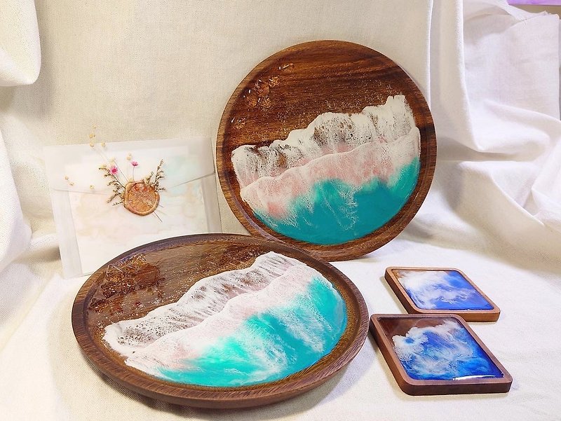 浪漫北极海:胡桃木大圆盘/海浪树脂托盘 - 摆饰 - 树脂 粉红色