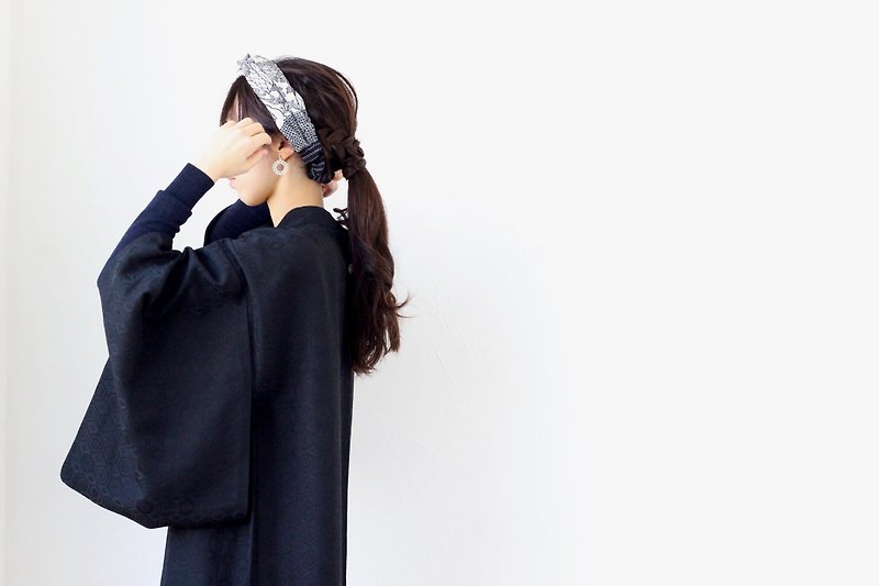 Japanese hair ties, unique kimono turban, twist headband, black turban - 发带/发箍 - 丝．绢 黑色