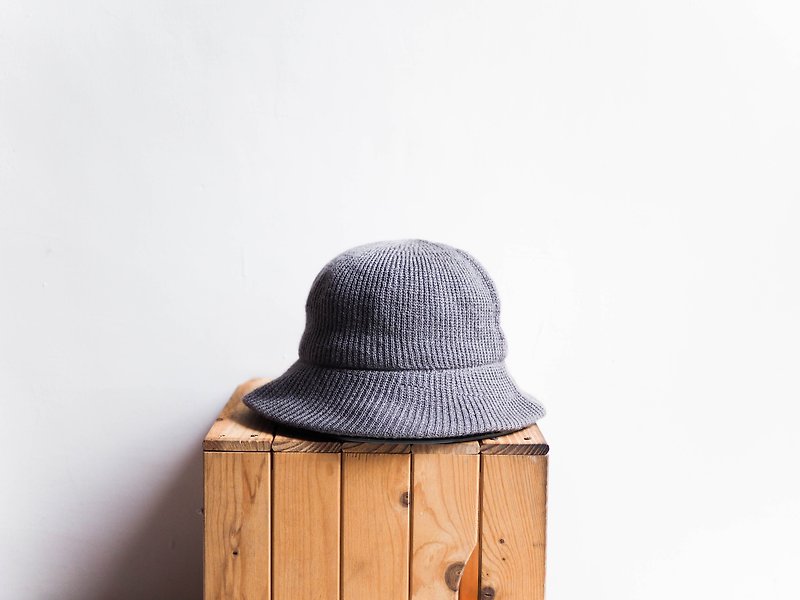 河水山-和歌山暖暖立体织纹独立灰古董素面编织淑女帽picture hat - 帽子 - 羊毛 灰色