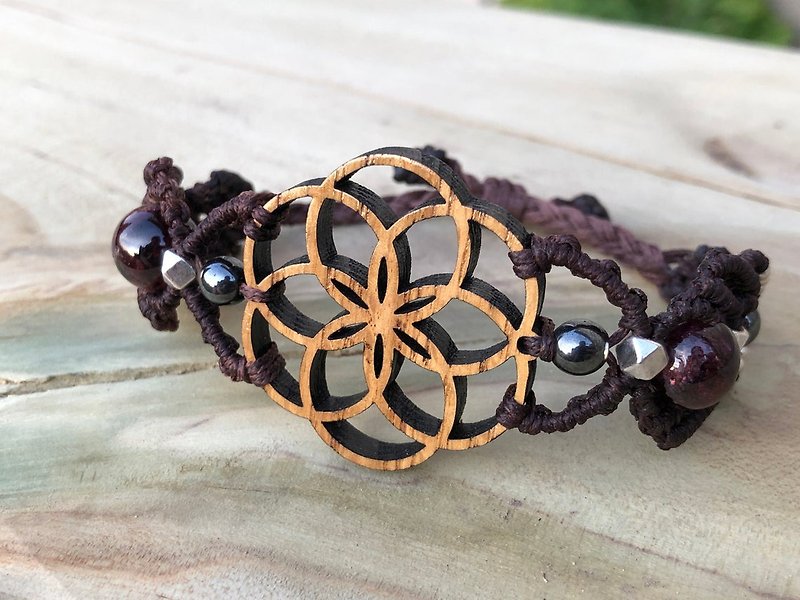 Sacred Geometry Wooden Bracelet Seed of Life - 手链/手环 - 木头 咖啡色