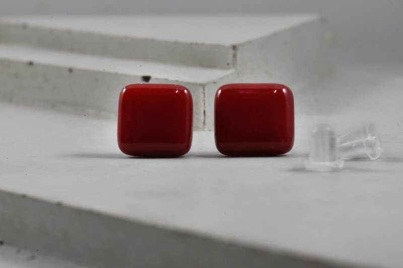琉璃耳环-Pantone 188 - 耳环/耳夹 - 玻璃 红色