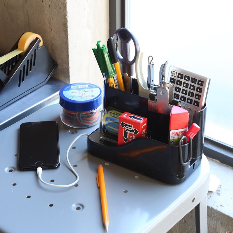 桌上文具收纳盒/笔筒 - 笔筒/笔座 - 塑料 黑色
