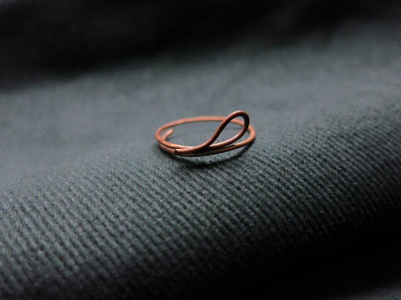 一个回旋  戒指 - 戒指 - 铜/黄铜 金色