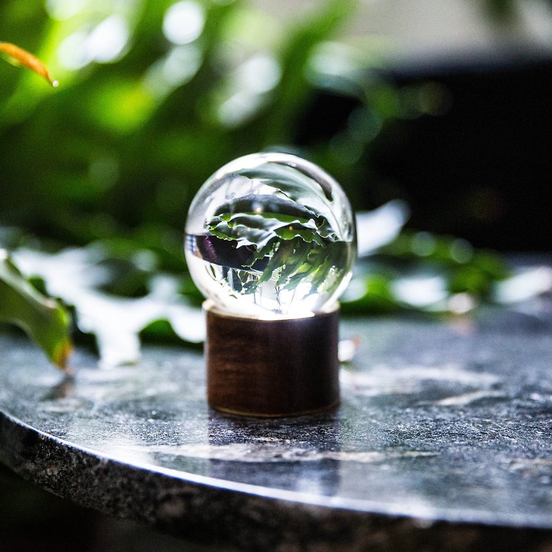 栖仙 SECLUSION OF SAGE / 水晶球－60mm - 摆饰 - 玻璃 透明