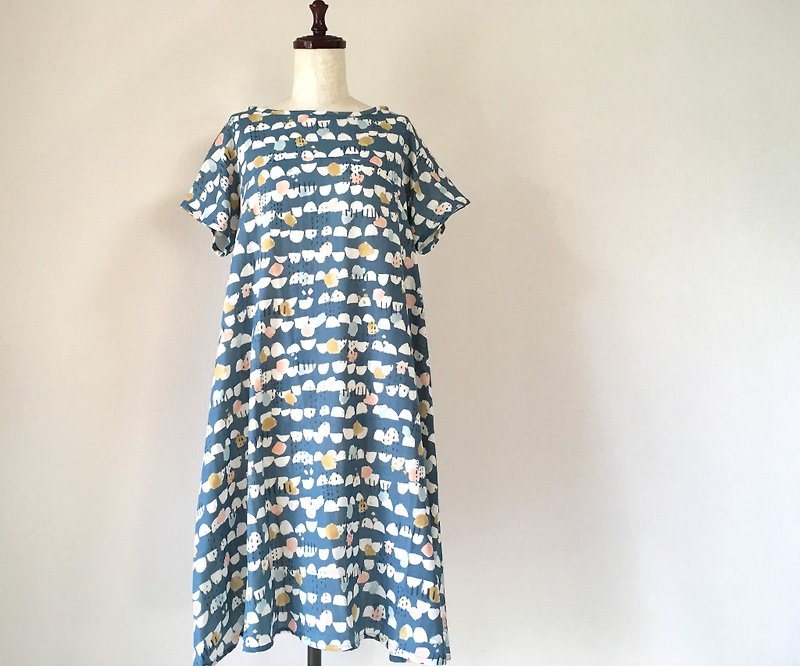 雨と山　ダブルガーゼのフレアワンピース　コットン　半袖 - 洋装/连衣裙 - 棉．麻 蓝色