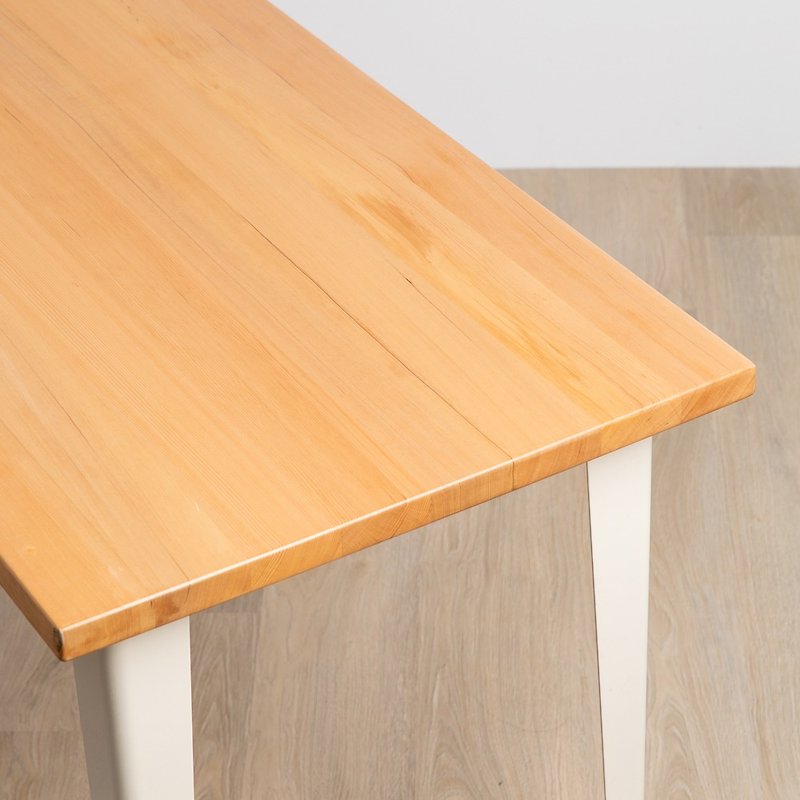 北美铁杉 简单原木桌 优雅斜线 白色铁脚 - 餐桌/书桌 - 木头 咖啡色