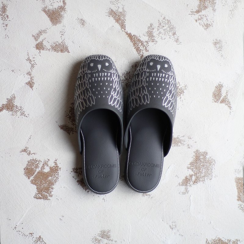 CLOAKROOMS OF .Fuller 室内拖鞋 owl猫头鹰设计款-深灰 - 室内拖鞋 - 人造皮革 灰色