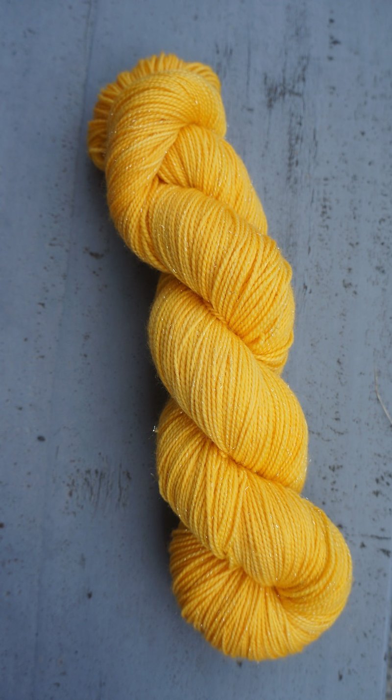 手染线。黄(火花系列) - 编织/刺绣/羊毛毡/裁缝 - 羊毛 黄色