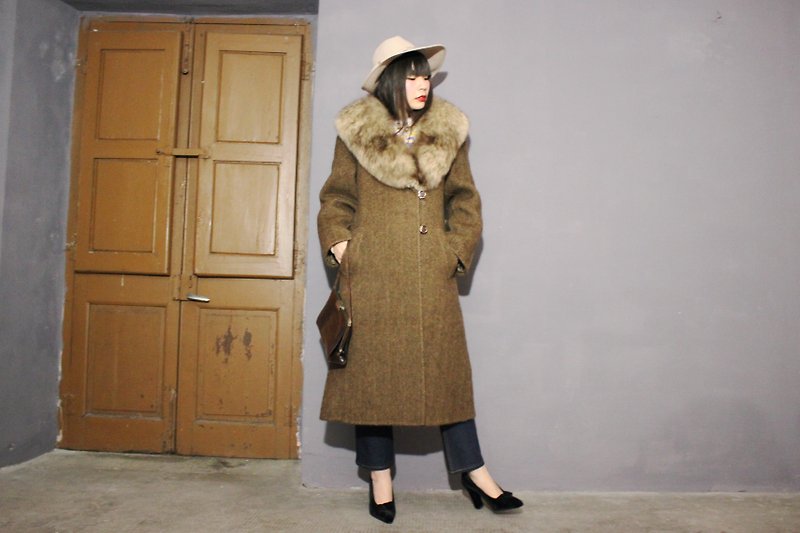 [Vintage外套](意大利制里标)咖啡色羊毛双口袋大衣古着外套(Made in Italy)F3106 - 女装休闲/机能外套 - 羊毛 咖啡色
