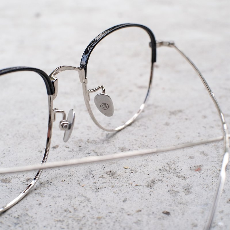 【目目商行】纯钛金属鼻垫 银灰色 不氧化 不过敏 - 眼镜/眼镜框 - 其他金属 银色