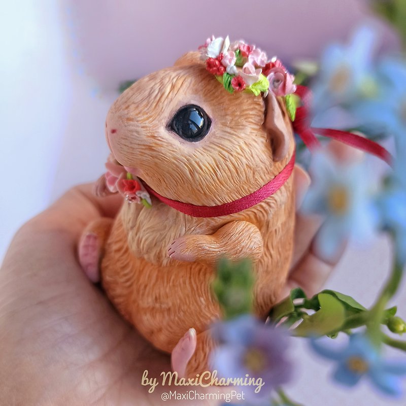 Guinea pig doll with flower decor made of polymer clay for girl loves animals - 其他 - 塑料 橘色