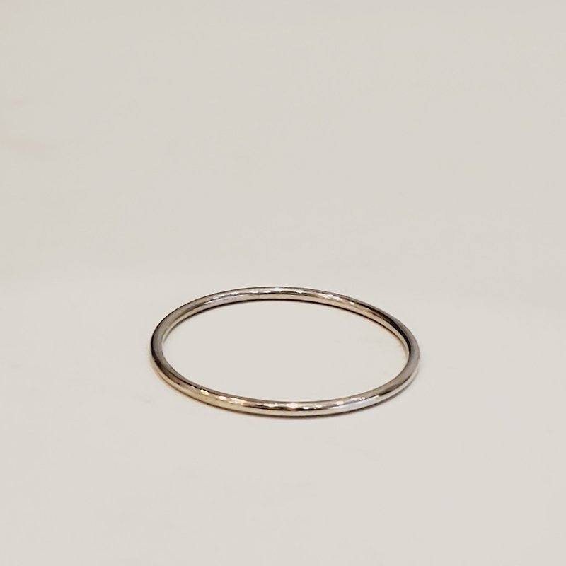 【戒指】1mm圆管线戒/国际围#13 母亲节/ 毕业礼物/ 情人节礼物 - 戒指 - 纯银 银色