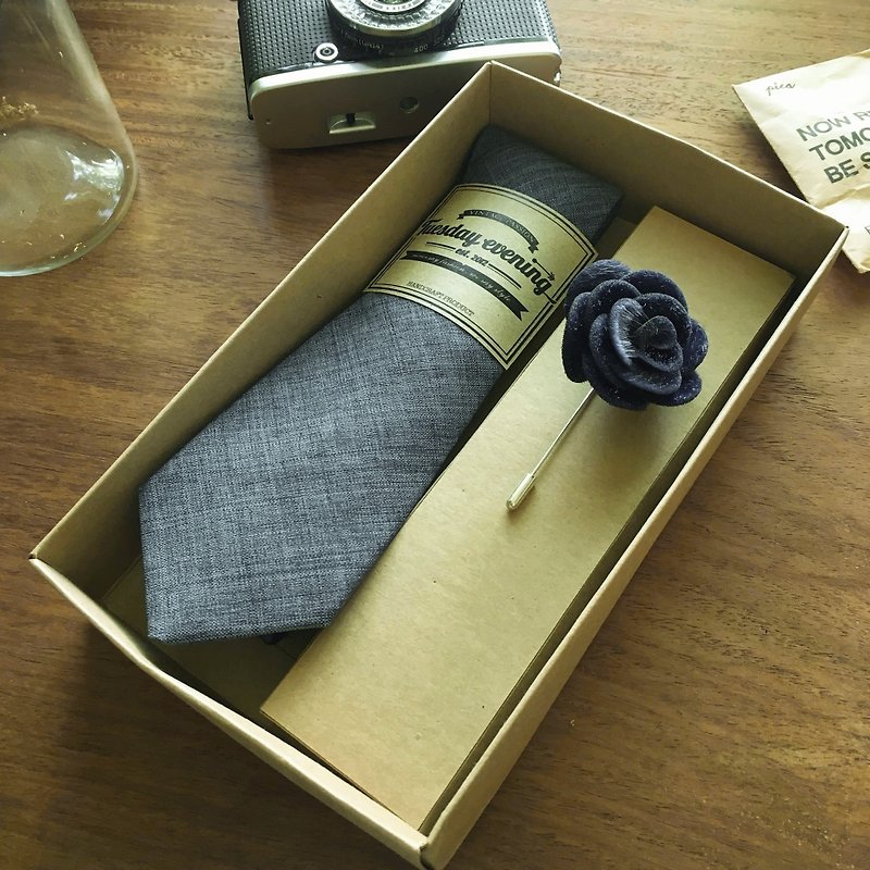 Neck Tie Medium Blue Jean with Blue Flora Lapel Pin (ฺwith Crafted box) - 领带/领带夹 - 其他材质 蓝色