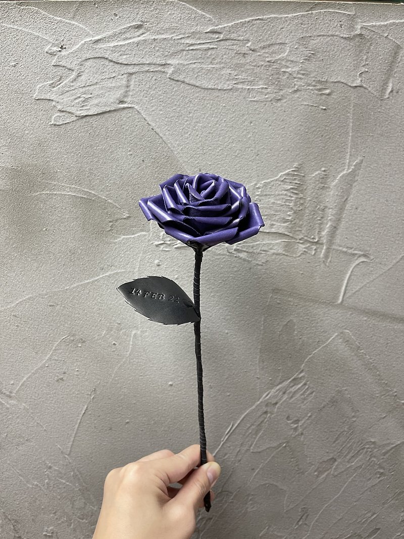 【定制化礼物】紫色皮革蔷薇玫瑰【花】 - 摆饰 - 真皮 紫色