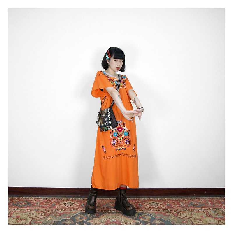 A·PRANK :DOLLY ::VINTAGE胡萝卜橘墨西哥手工刺绣洋装(D803007) - 洋装/连衣裙 - 棉．麻 橘色