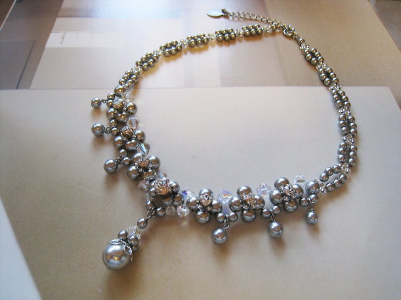 Silky Pearl & Swarovski Crystal Choker / JAG : Gray  Bridal - 项链 - 珍珠 灰色