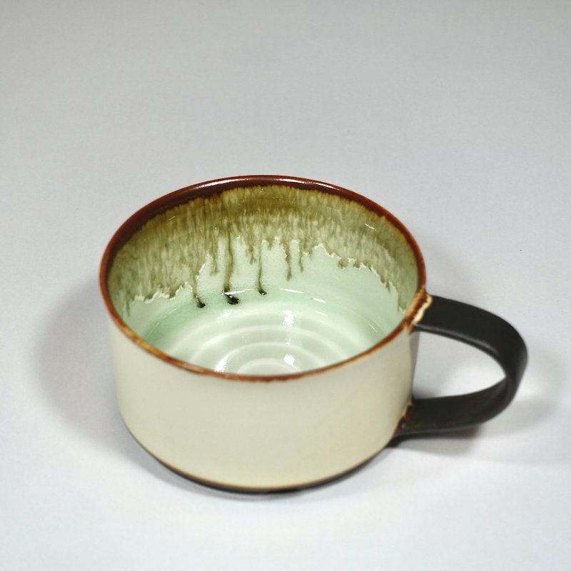 蛋壳薄瓷波纹杯 (M=200ml) - 杯子 - 瓷 白色