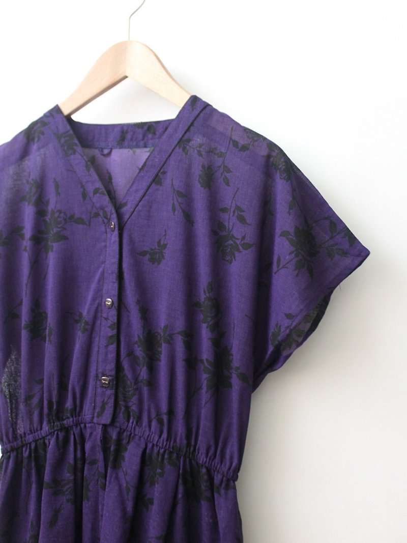【RE0809D1369】夏日本制复古大人感黑色碎花紫色短袖古着洋装 - 洋装/连衣裙 - 聚酯纤维 紫色