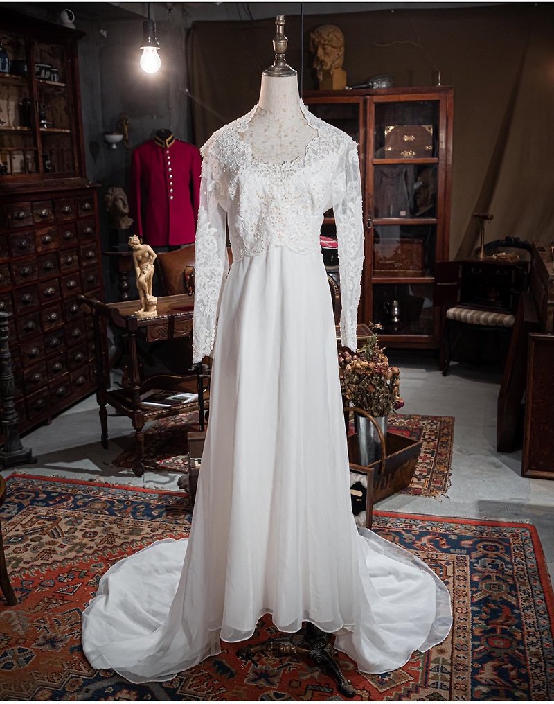 60年代奶白色长袖骨花古董蕾丝婚纱 - 晚装/礼服 - 棉．麻 白色