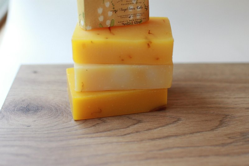 新西兰纯净精油手工皂-  柑橘金盏花 - 肥皂/手工皂 - 精油 橘色