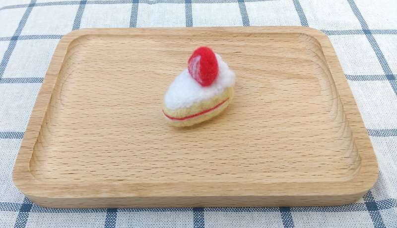 羊毛毡 甜点 蛋糕 草莓蛋糕 钥匙圈 磁铁 - 钥匙链/钥匙包 - 羊毛 红色