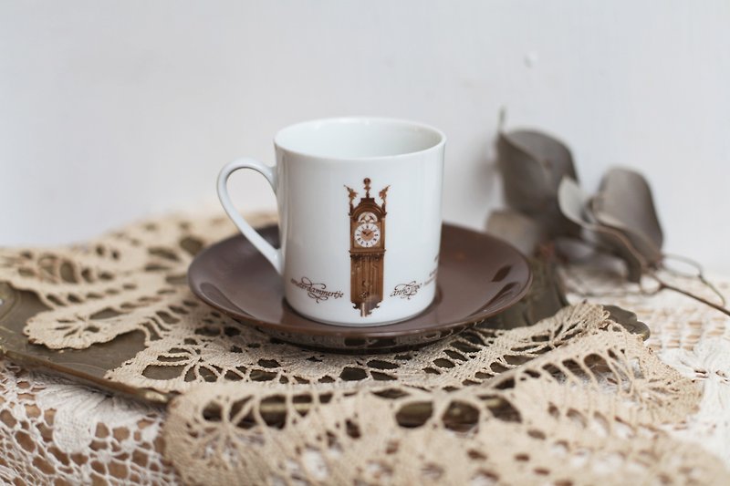 【好日恋物】5德国vintage复古古董钟纪念咖啡杯组 - 咖啡杯/马克杯 - 瓷 白色