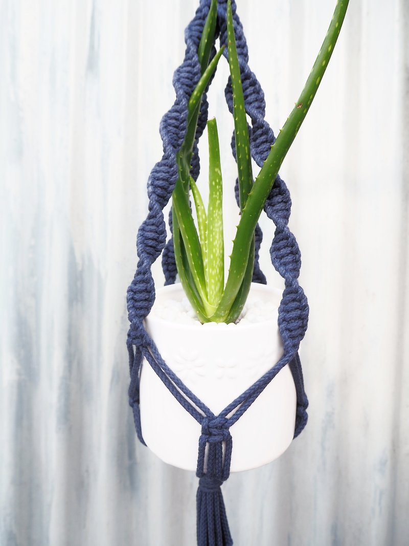 【生活小风景•手工编织植物吊篮】[ 螺旋/深蓝色] - 植栽/盆栽 - 棉．麻 蓝色