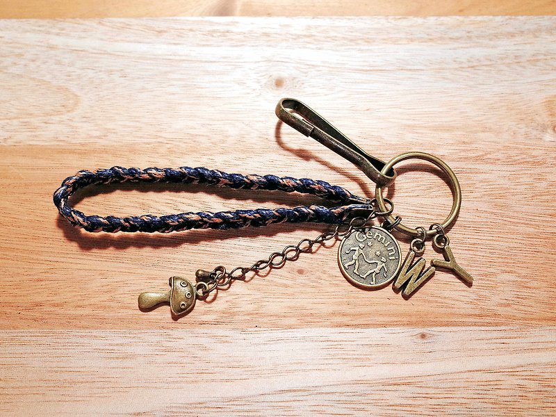 双色编织钥匙圈 / 吊饰 (4色) - 吊饰 - 其他材质 蓝色