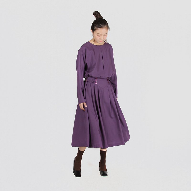 【蛋植物古着】紫玉游园薄毛古着洋装 - 洋装/连衣裙 - 羊毛 紫色