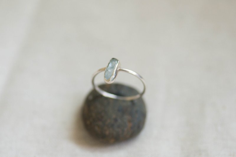 大自然之美::蓝宝石纯银戒指-4 - 戒指 - 宝石 银色