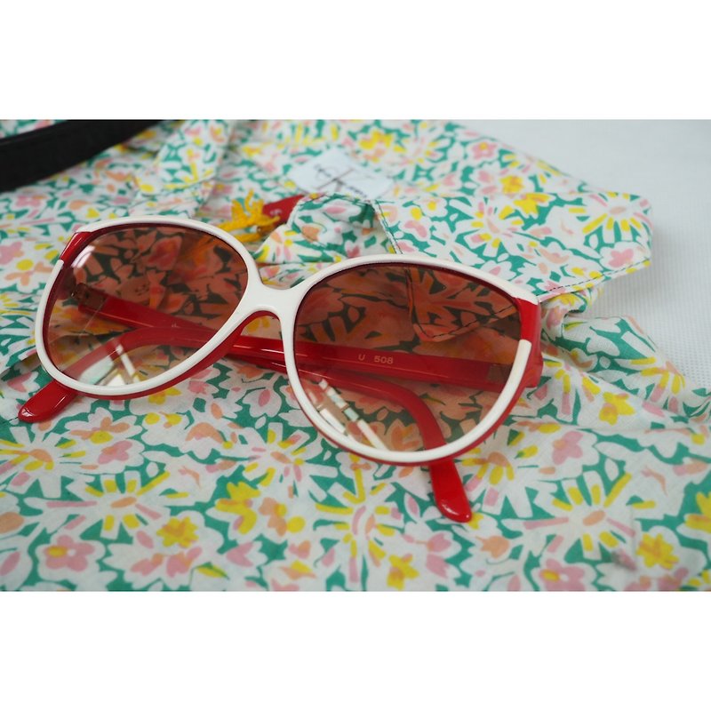 80年代 红白并色古董 怀旧太阳镜 - 眼镜/眼镜框 - 塑料 红色