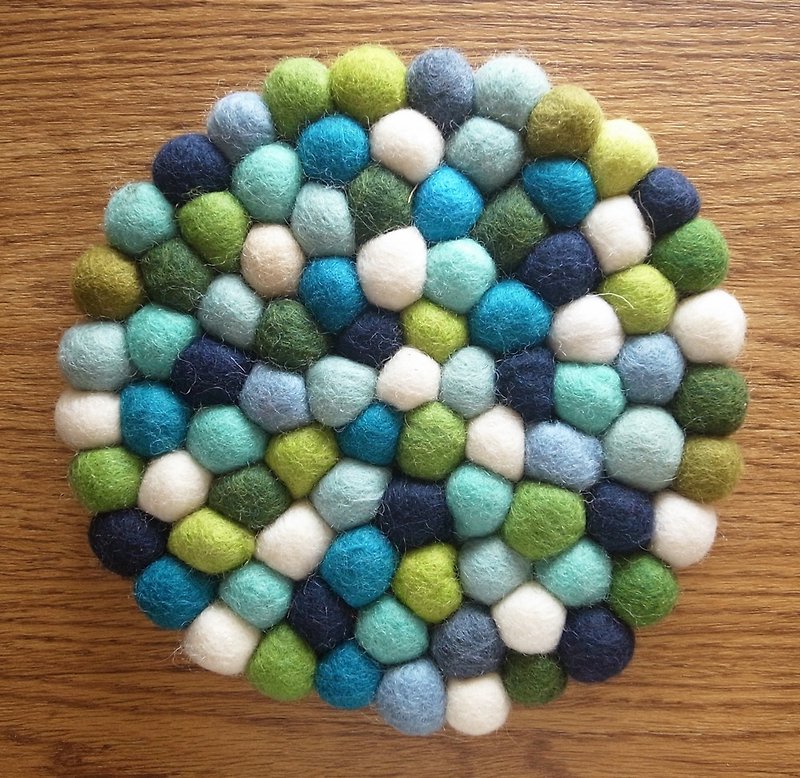 羊毛毡 球球 手工 餐垫 隔热垫 锅垫 20cm 蓝+绿 - 餐垫/桌巾 - 羊毛 蓝色