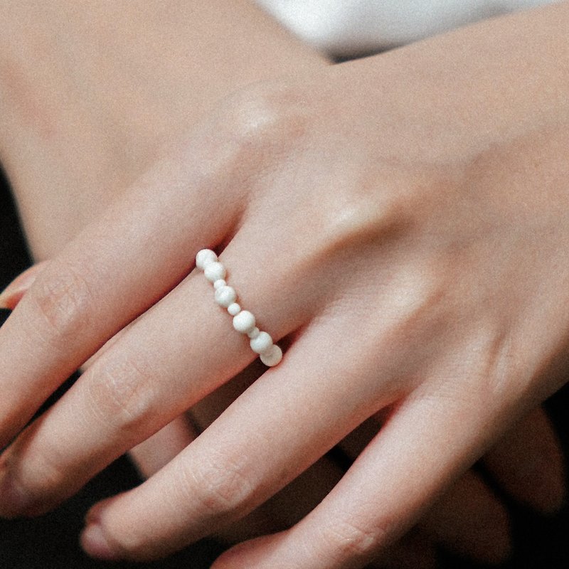黑白色系天然石戒指 | 手工 | 半宝石 | 天然石 - 戒指 - 半宝石 白色