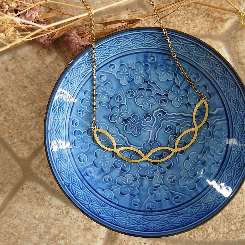 Abstract 01 necklace natural brass color - 项链 - 铜/黄铜 金色