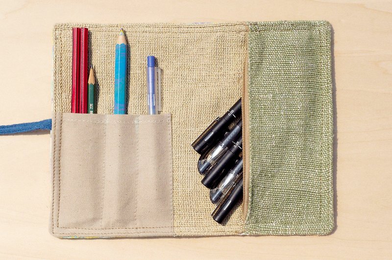 手工彩虹色笔袋 手绘渲染笔袋 手感卷轴 春卷笔袋-笔的水彩色房子 - 铅笔盒/笔袋 - 其他材质 多色